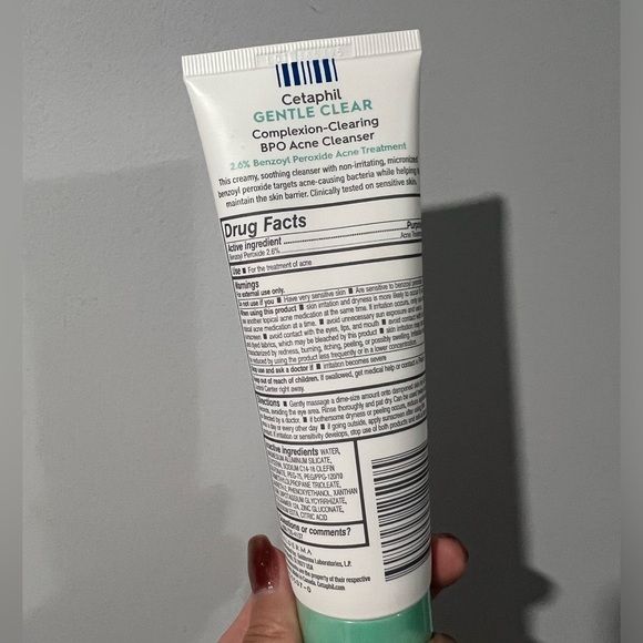 Brand NEW Cetaphil® GENTLE CLEAR Complexion-Clearing BPO Acne Cleanser - Picture 2 of 3